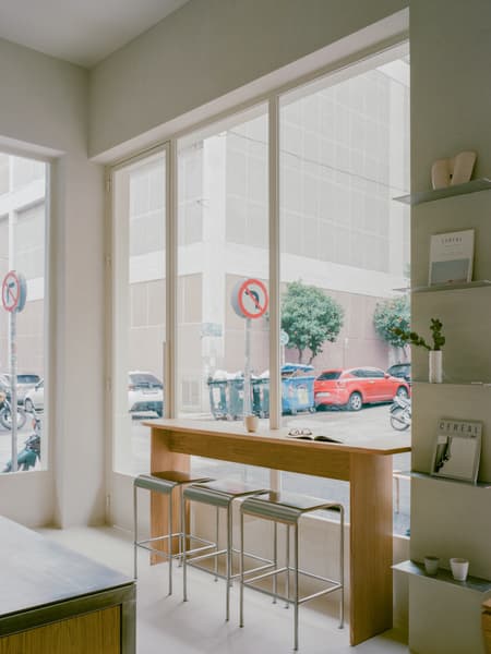 Moden Cafe